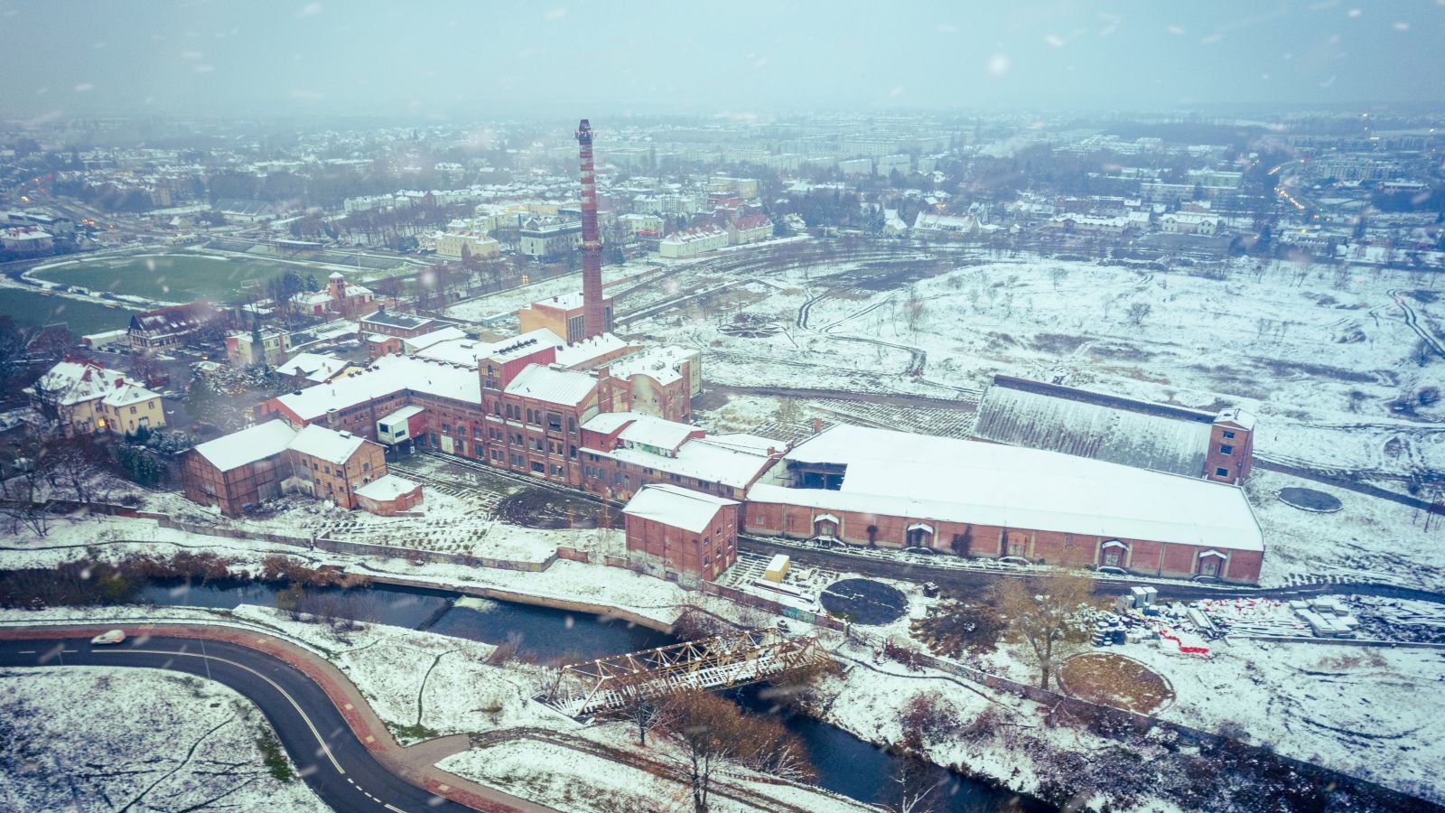 Miasto Pruszcz Gdański - cukrownia zdjęcie z lotu ptaka