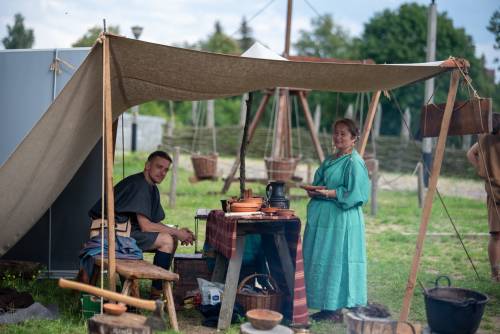 Stragan legionistów.