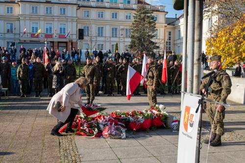 Żołnierze podczas obchodów Święta Niepodległości.