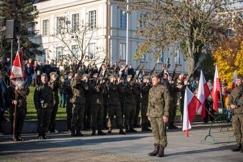 Obywatele podczas obchodów Święta Niepodległości.