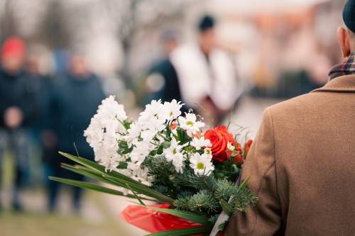 Obchody 79. rocznicy Marszu śmierci w Pruszczu Gdańskim. Wieniec.