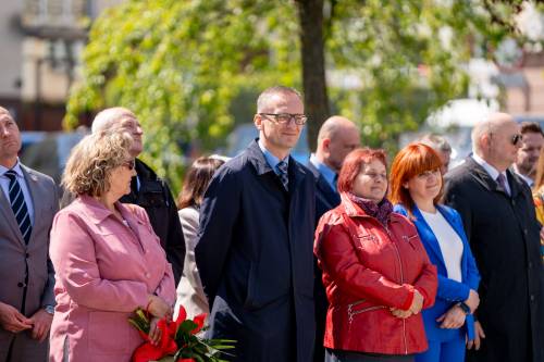 Uczestnicy wydarzenia w zbliżeniu.