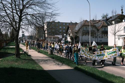 zdjęcie przedstawia aktywności podczas Pól Nadziei w Pruszczu Gdańskim organizowanych 22 i 23 kwietnia 2023 roku