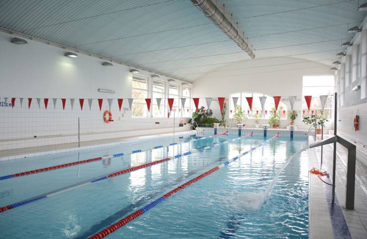 Partner: Kryta pływalnia przy Szkole Podstawowej nr 3, Adres: ul. Matejki 1, 83-000 Pruszcz Gdański