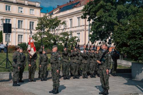 Żołnierze podczas obchodów.