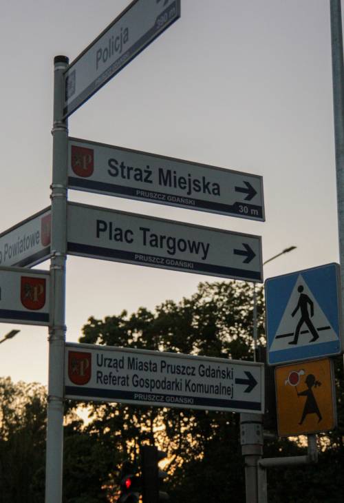 Drogowskazy miejskie.