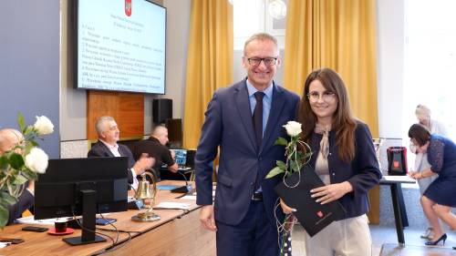 Zdjęcie z uroczystości. Wręczenie nagród.