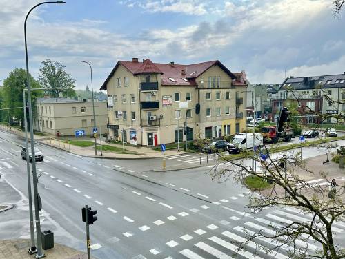 Ulica przebiegająca przez centrum Pruszcza