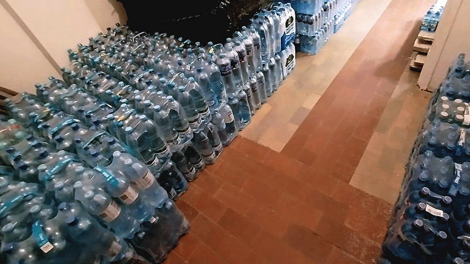 Akcja #WodadlaPacjentów - zebrano 1500 litrów wody